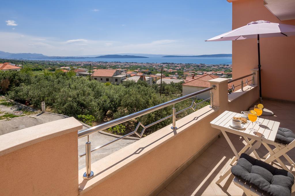 Panorama Holidays Kaštel Stari Екстериор снимка